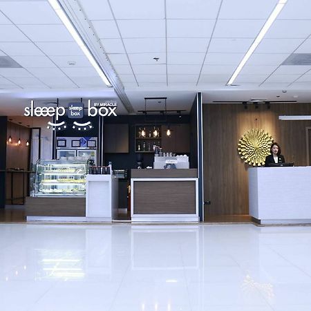 Sleep Box By Miracle -Booked On Hourly Basis Hostel Bangkok Bagian luar foto